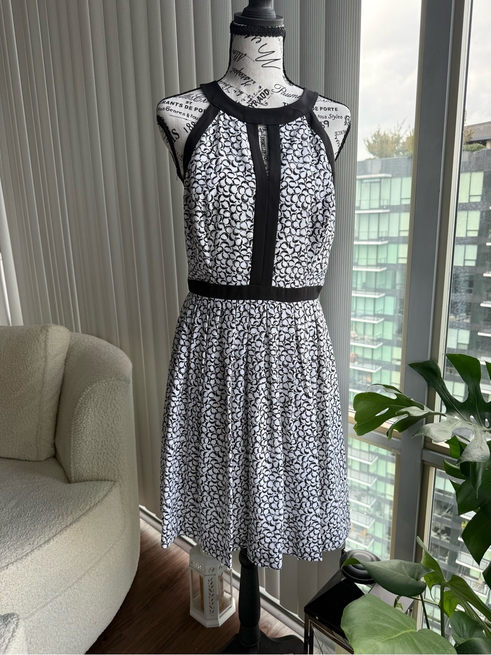 Black & White Printed Halter Dress Size 6